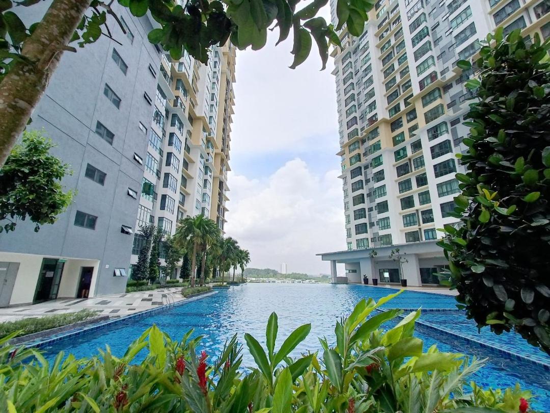 Apartment Arc Austin Hills Residensi By Antlerzone *