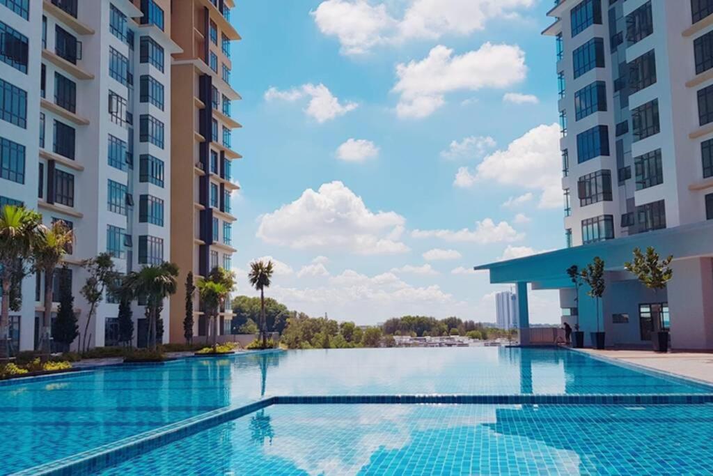 Apartment Arc Austin Hills Residensi By Antlerzone *
